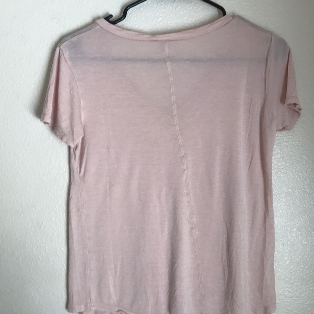 Basic light pink top - Picture 2 of 2